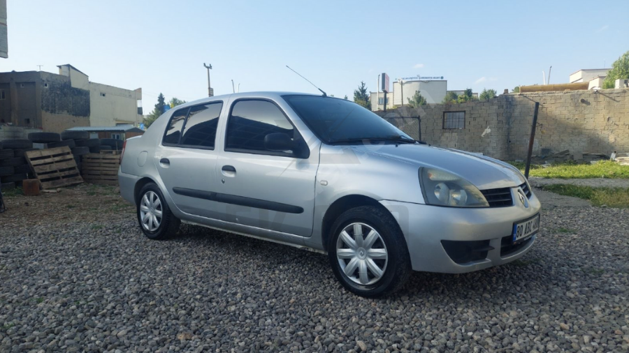 Clio II Symbol (07-08)